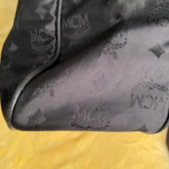 MCM Black and Gold Shoulder Bag - Picture 6 of 11